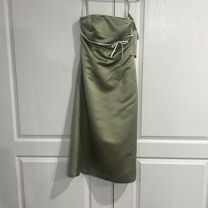 NWT sage green formal strapless dress size 6
